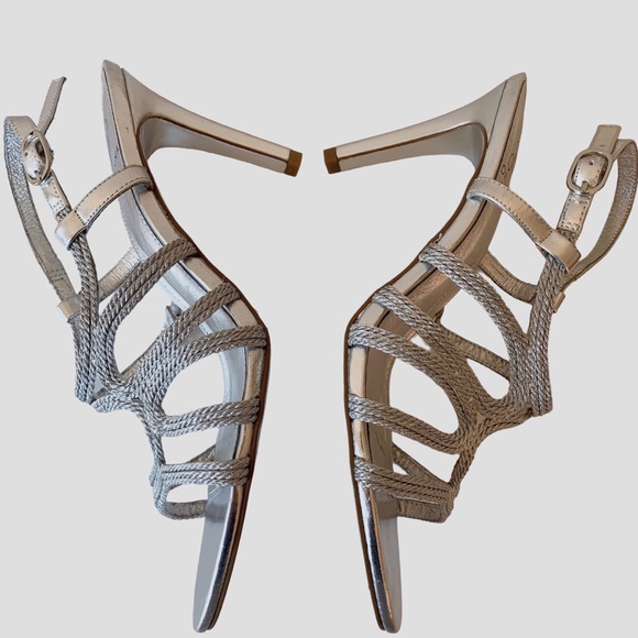 ADRIANNA PAPELL METALLIC SILVER OPEN TOE STRAP SANDALS - Picture 2 of 14